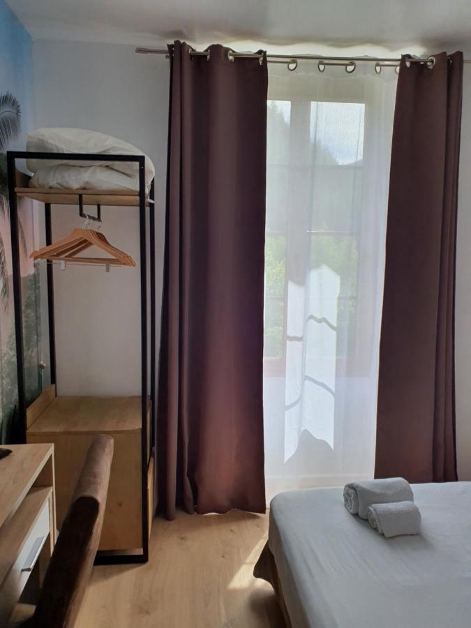 Ma Petite Auberge กาสเตลลาน ภายนอก รูปภาพ