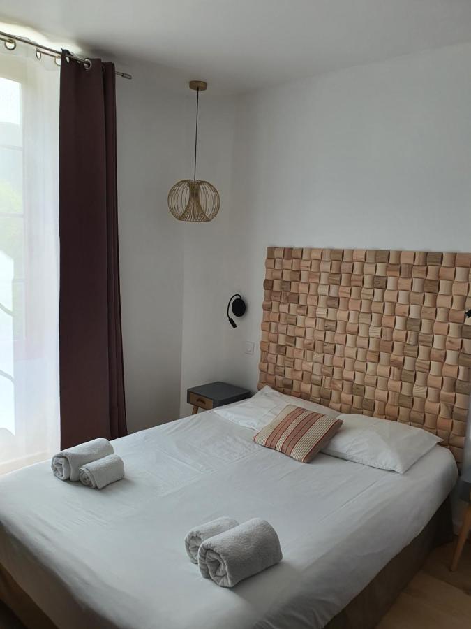 Ma Petite Auberge กาสเตลลาน ภายนอก รูปภาพ