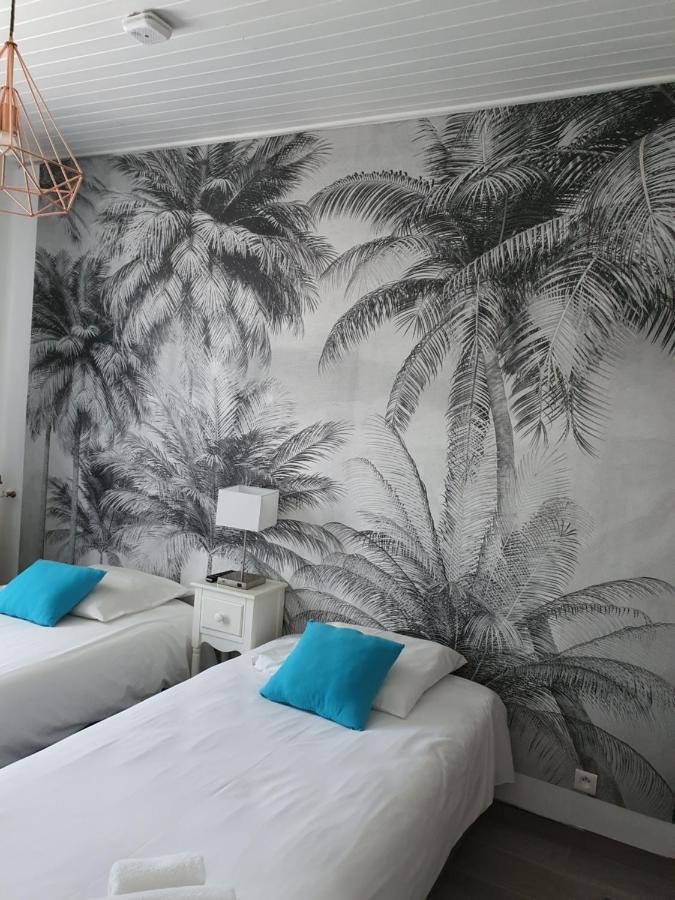 Ma Petite Auberge กาสเตลลาน ภายนอก รูปภาพ