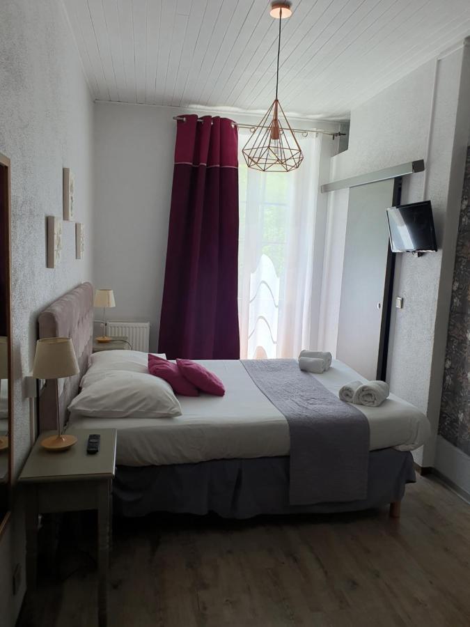 Ma Petite Auberge กาสเตลลาน ภายนอก รูปภาพ