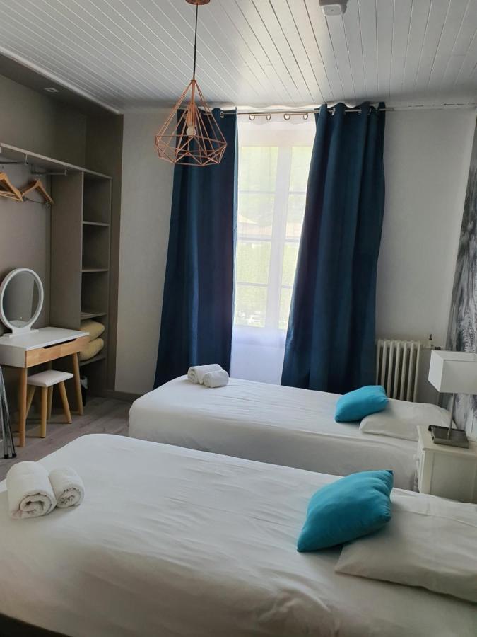 Ma Petite Auberge กาสเตลลาน ภายนอก รูปภาพ