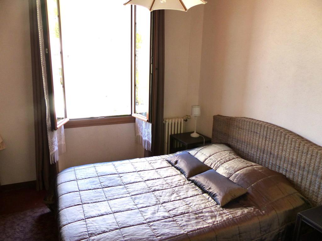 Ma Petite Auberge กาสเตลลาน ภายนอก รูปภาพ