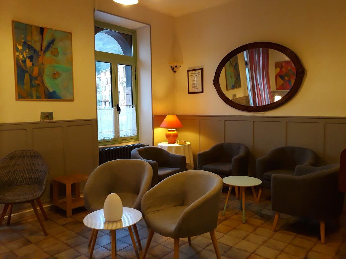 Ma Petite Auberge กาสเตลลาน ภายนอก รูปภาพ