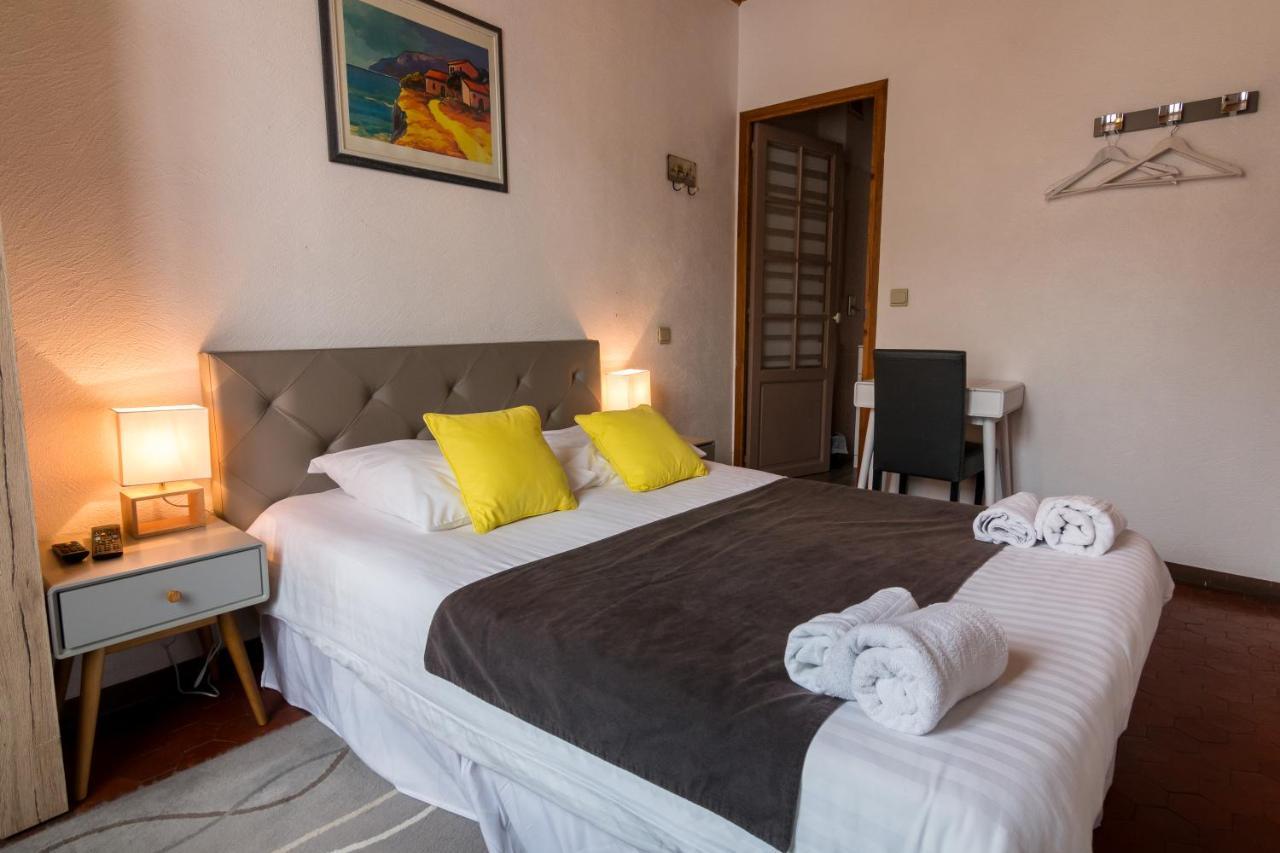Ma Petite Auberge กาสเตลลาน ภายนอก รูปภาพ