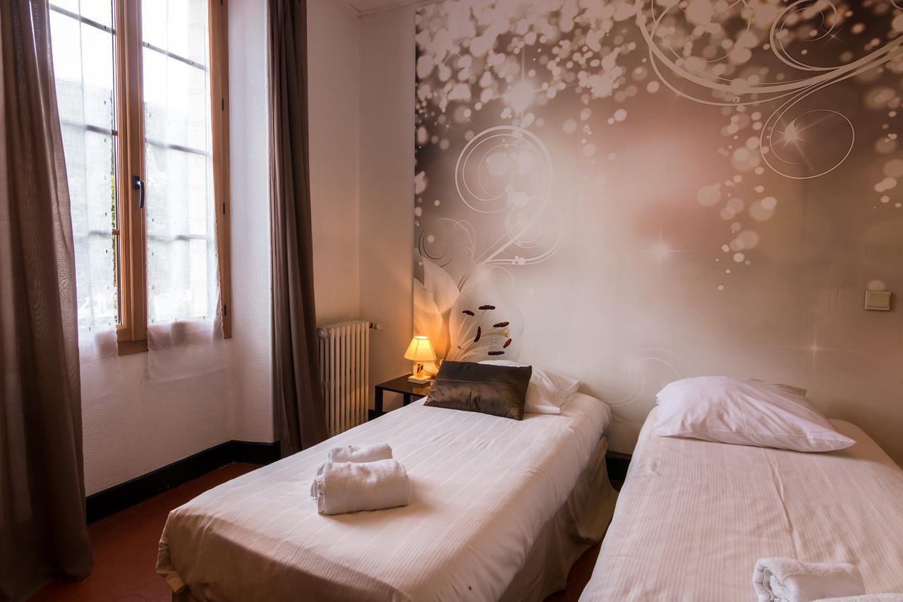 Ma Petite Auberge กาสเตลลาน ภายนอก รูปภาพ